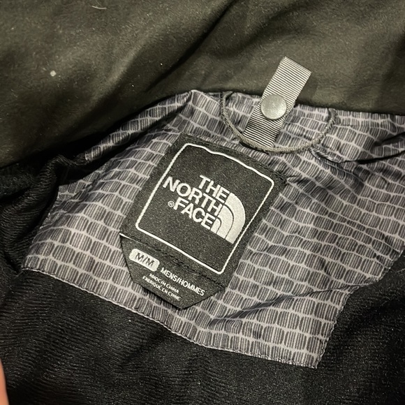 The north face jacket - Picture 3 of 4